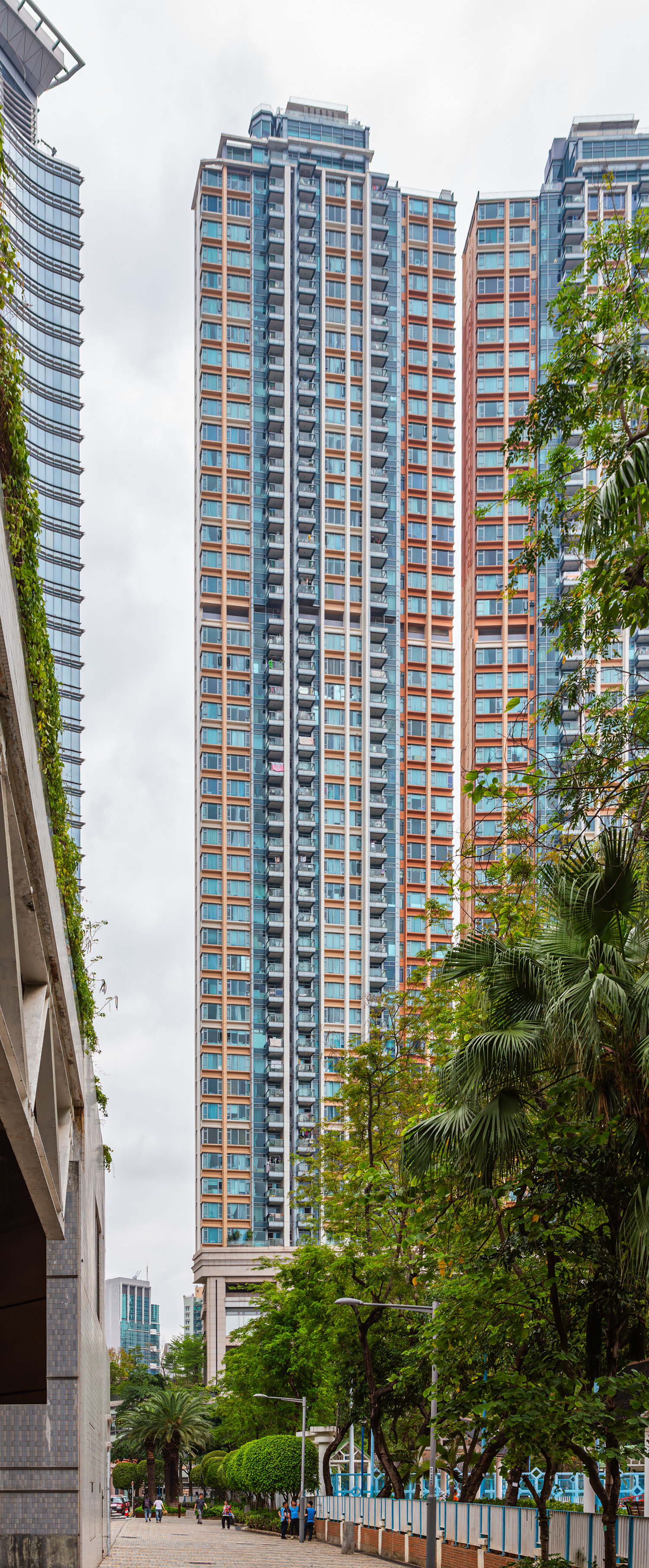 The Dynasty Tower 1, Hong Kong - View from the west. © Mathias Beinling